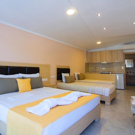 Hotelsunnybeachgr Perdhika Exteriör bild